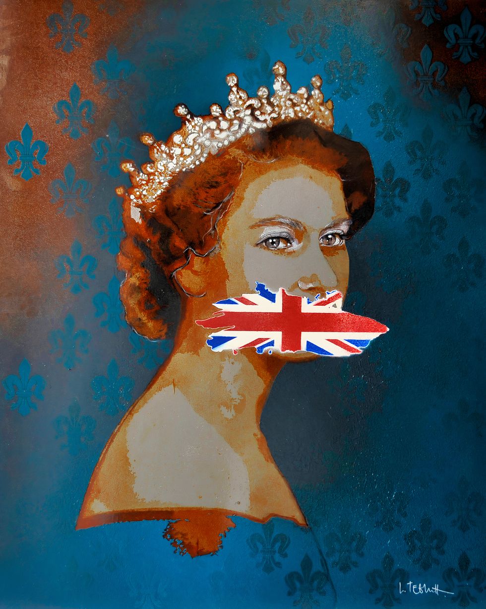 Queen shown with sunglasses, tattoos and as X-ray in Jubilee exhibition