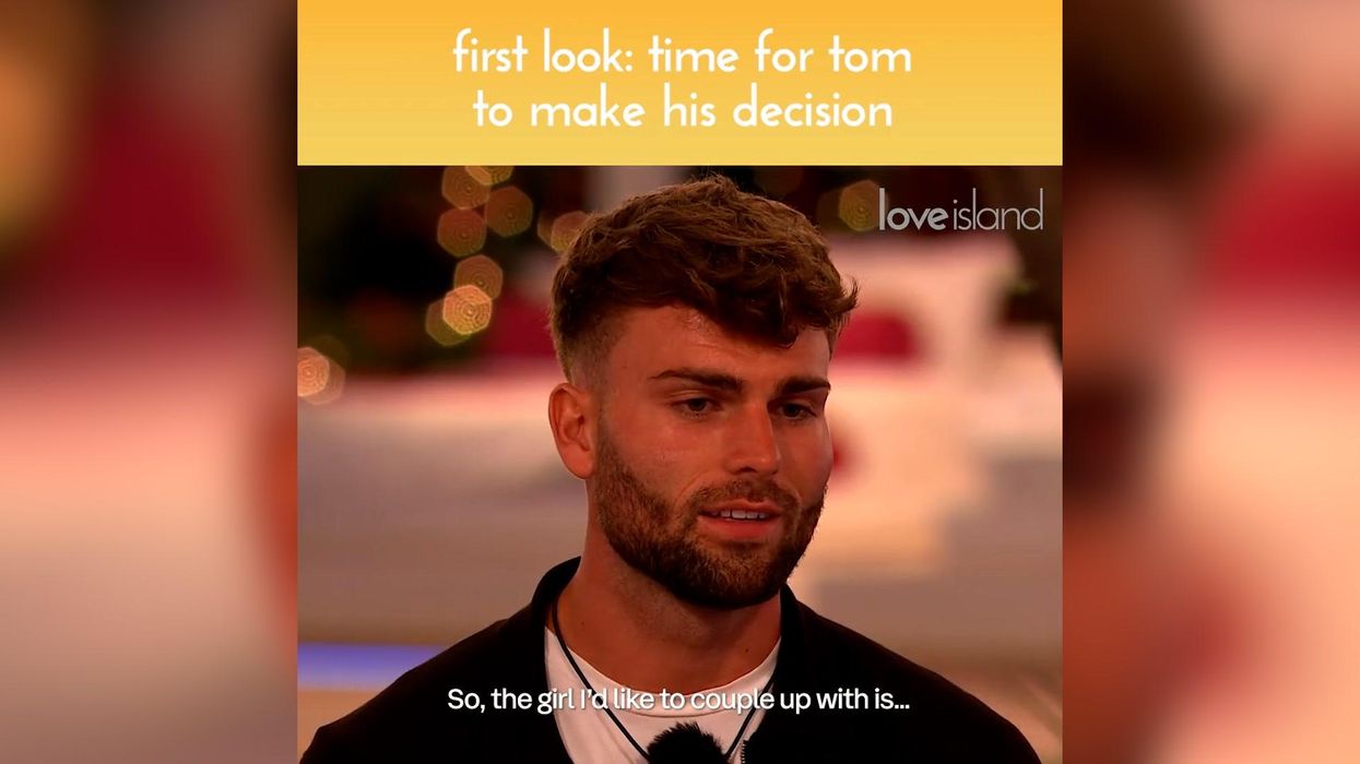 First look: Tonight's Love Island sees bombshell Tom steal one of the girls