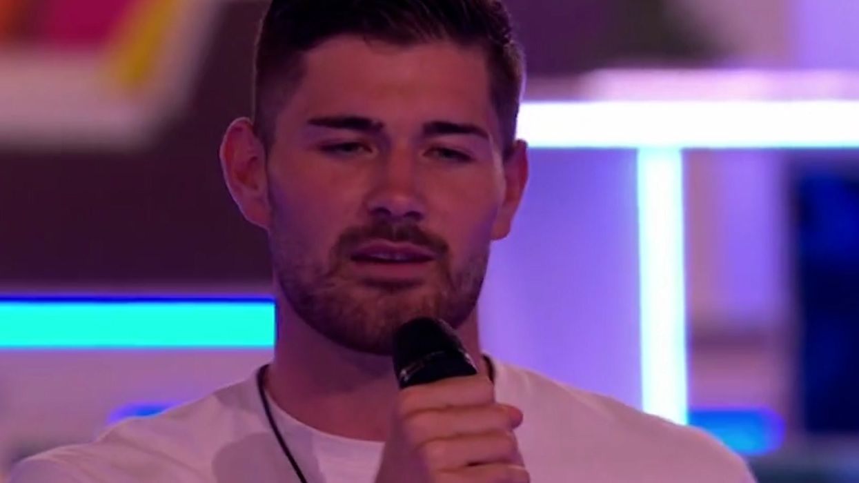 Love Island fans are struggling to believe that Scott van-der-Sluis chose singing as his 'talent'
