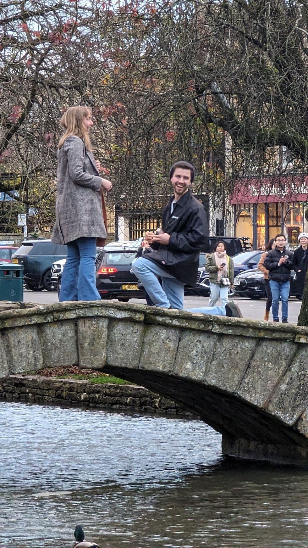 Couple ‘shocked’ after proposal photos go viral in hunt on X