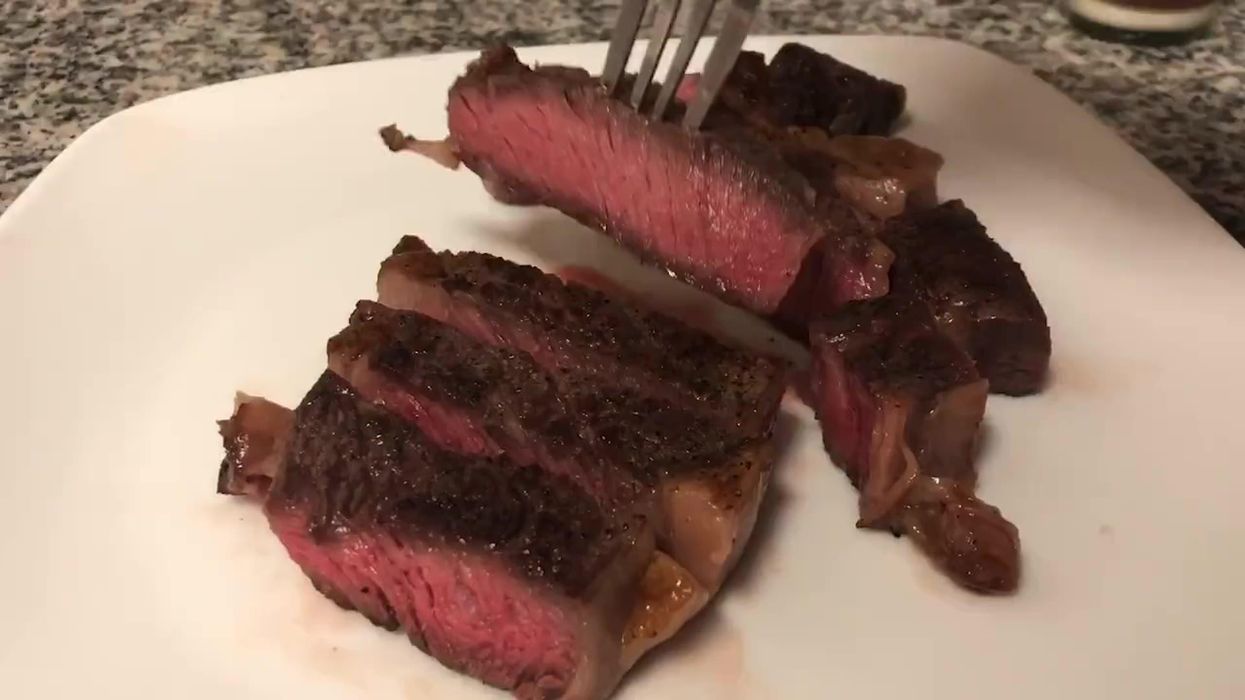 TikToker shares how he cooks steak, eggs, beans with lava