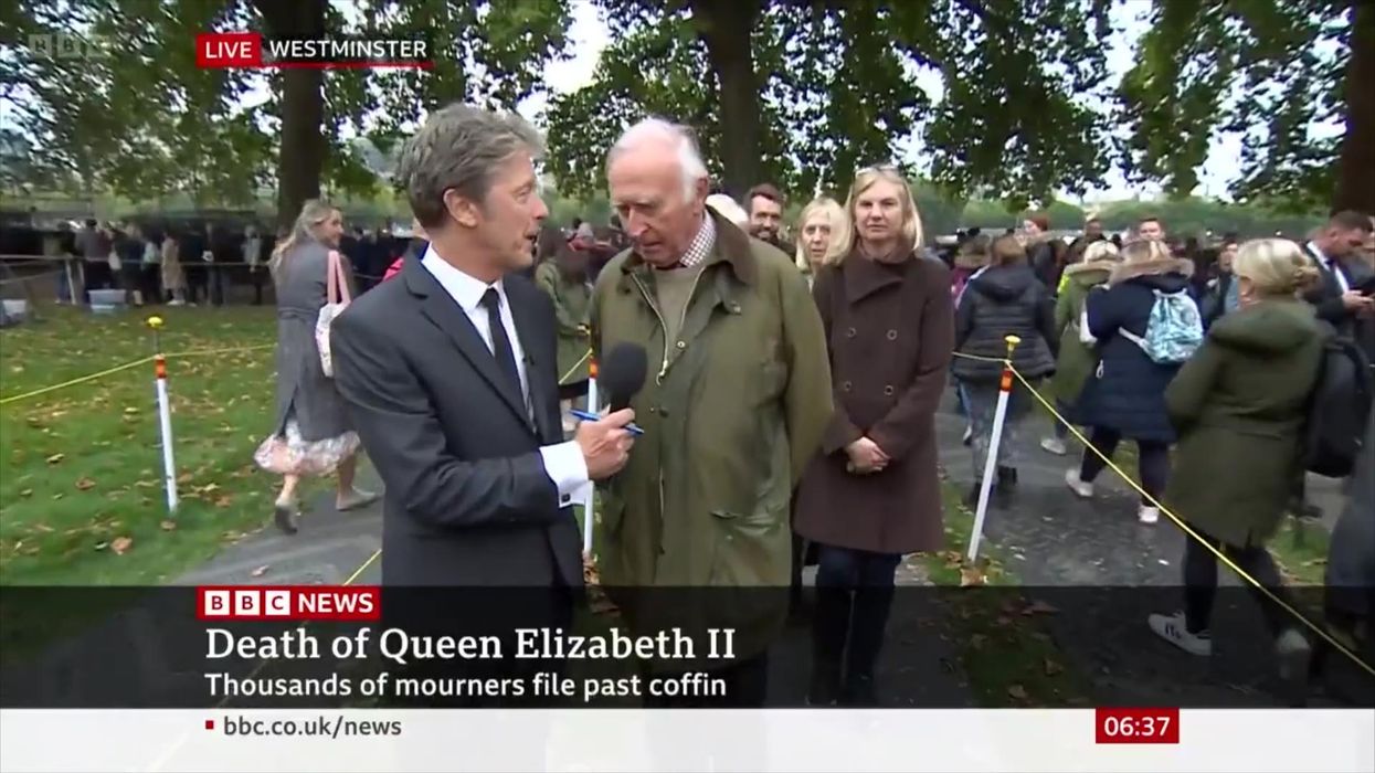 Man with striking resemblance to King Charles turns up in queue to see the Queen