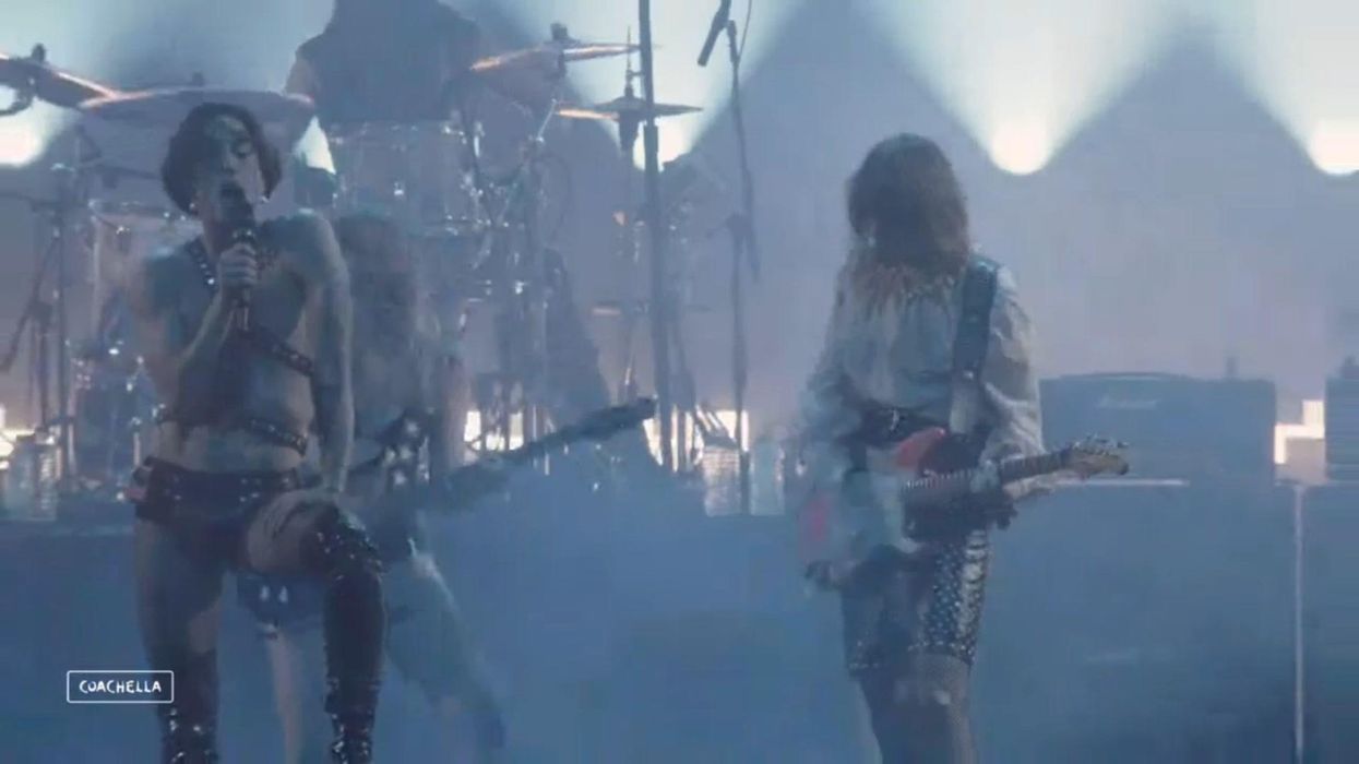 Influencer sparks debate after boyfriend flies her to Coachella in a helicopter