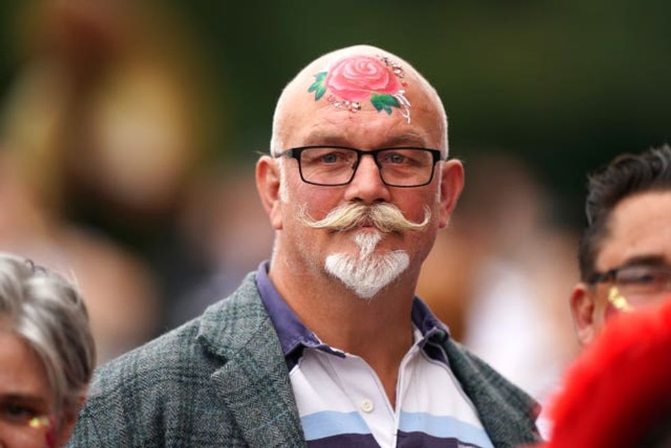 Mark Elliott with rose facepaint