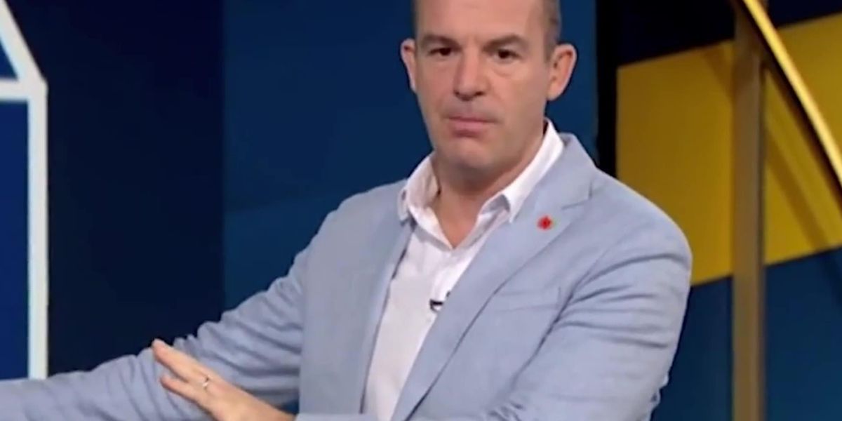 Martin Lewis shares 'no-brainer' boiler hack that 'can slash £100 off your heating bill' | indy100 Martin Lewis shares 'no-brainer' boiler hack that 'can slash £100 off your heating bill' | indy100