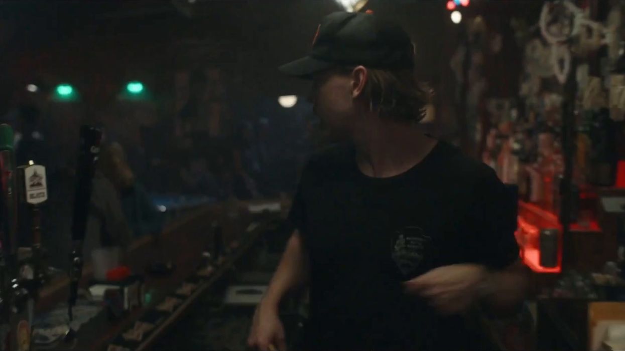 Matt Smith looks unrecognisable in new movie Caught Stealing with Austin Butler