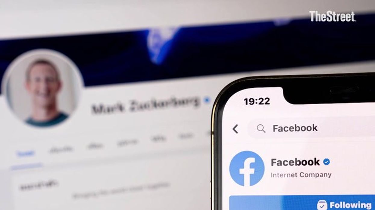 13 of the best memes as Facebook and Instagram crashes