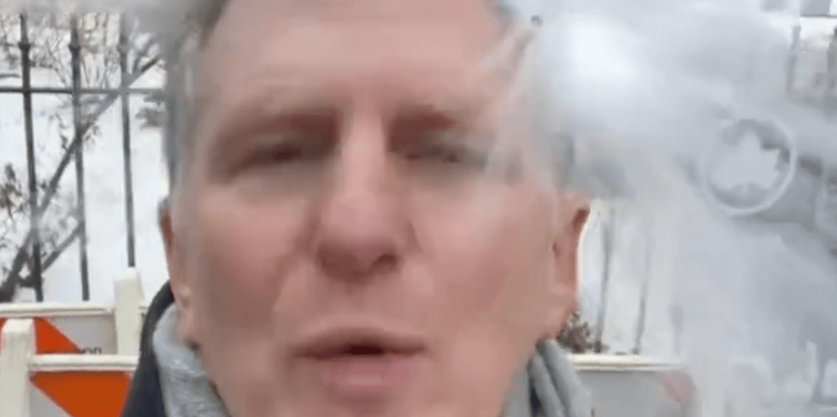 Mike Rappaport Rant Michael Rapaport hit with a snowball while filming an angry rant | indy100