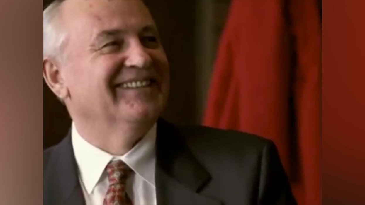 The internet is remembering the time Gorbachev was in a Pizza Hut