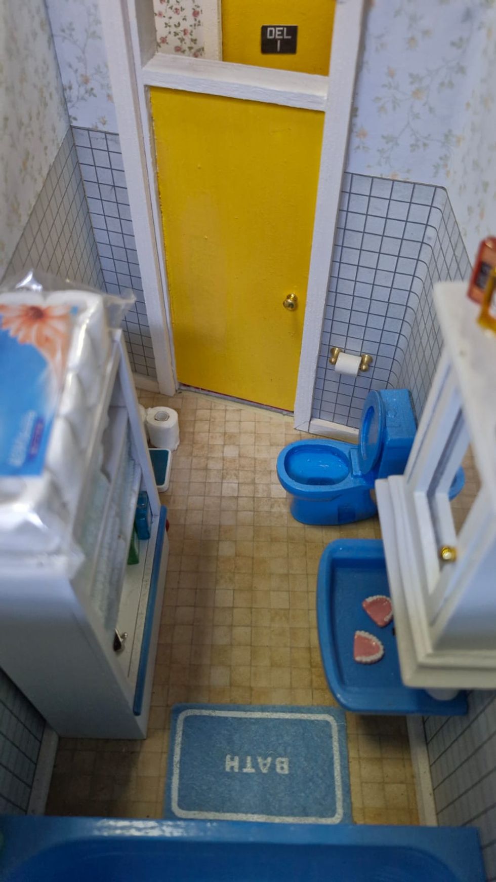 Mini bathroom