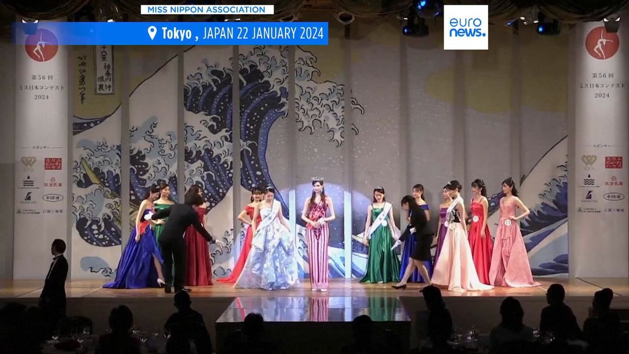 Miss Japan forced to give up crown over affair with married man