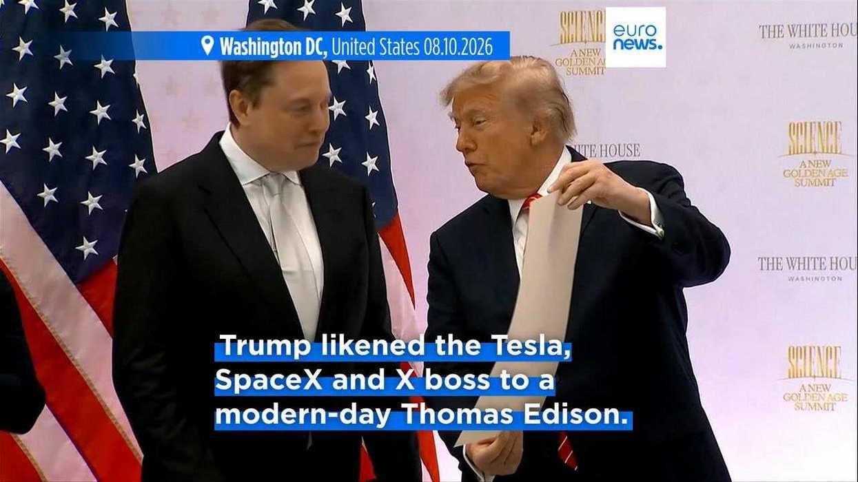 Elon Musk mocked after appearing to dox himself trying to prove how smart artificial intelligence is