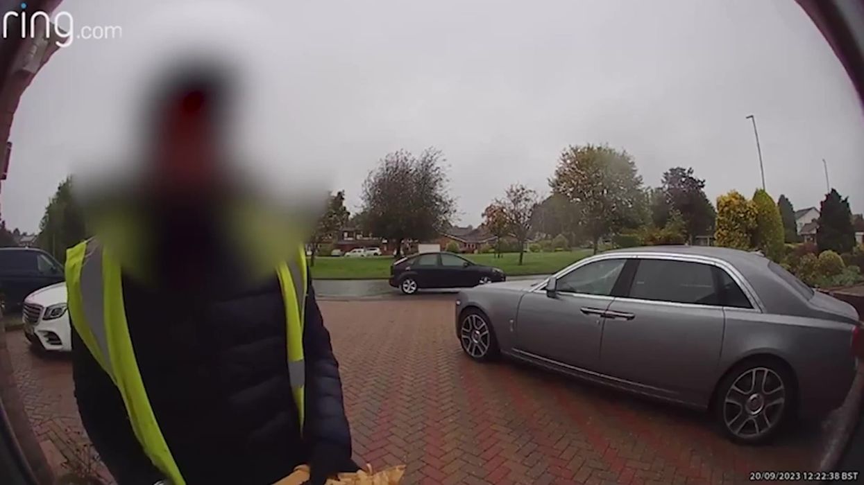 Woman urges others not to use real name on delivery service apps following scary experience