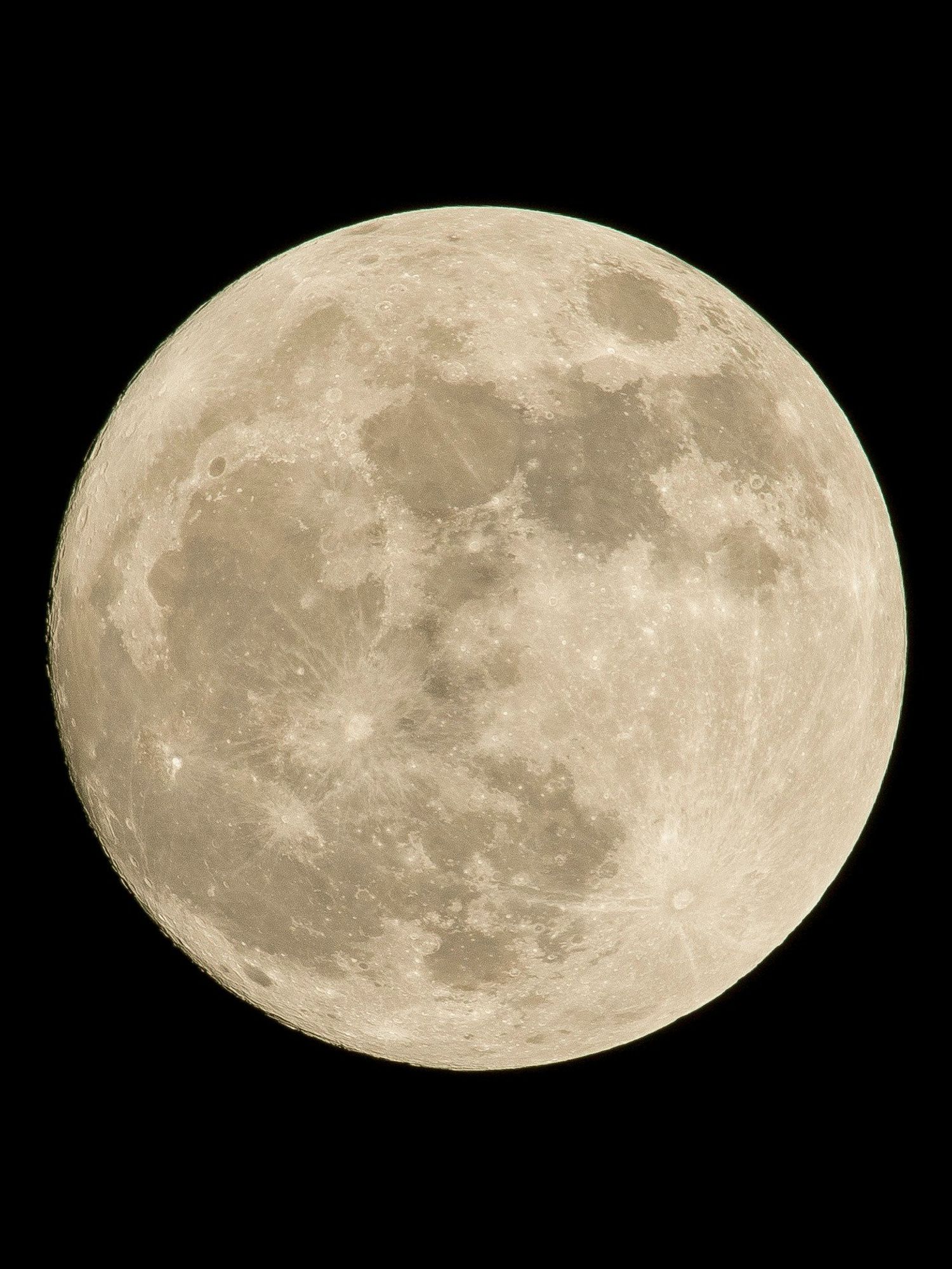 Unusual lunar space mission could fast forward plans to set up Moon colonies