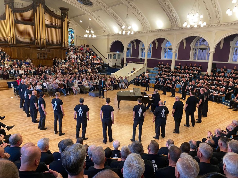 400 men ‘sing their hearts out’ at concert to support Prostate Cancer UK