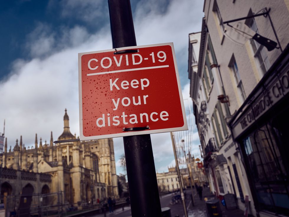 Morrissey calls out the pandemic as \u2018con-vid'