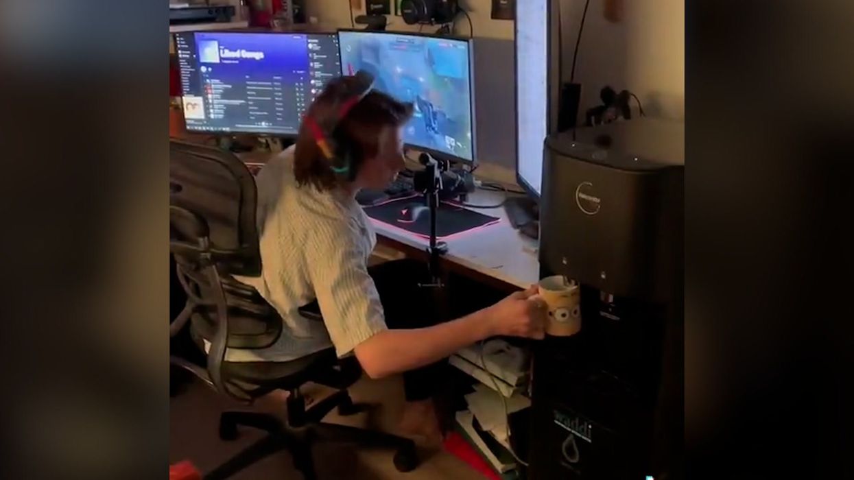 Mum of 'gamer' buys son water cooler of Prime to keep him 'hydrated'