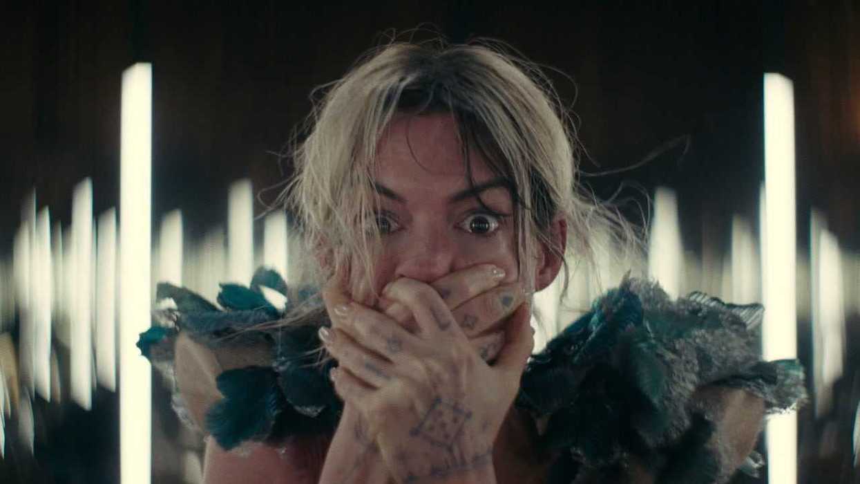 What are critics saying about Anne Hathaway's Mother Mary?