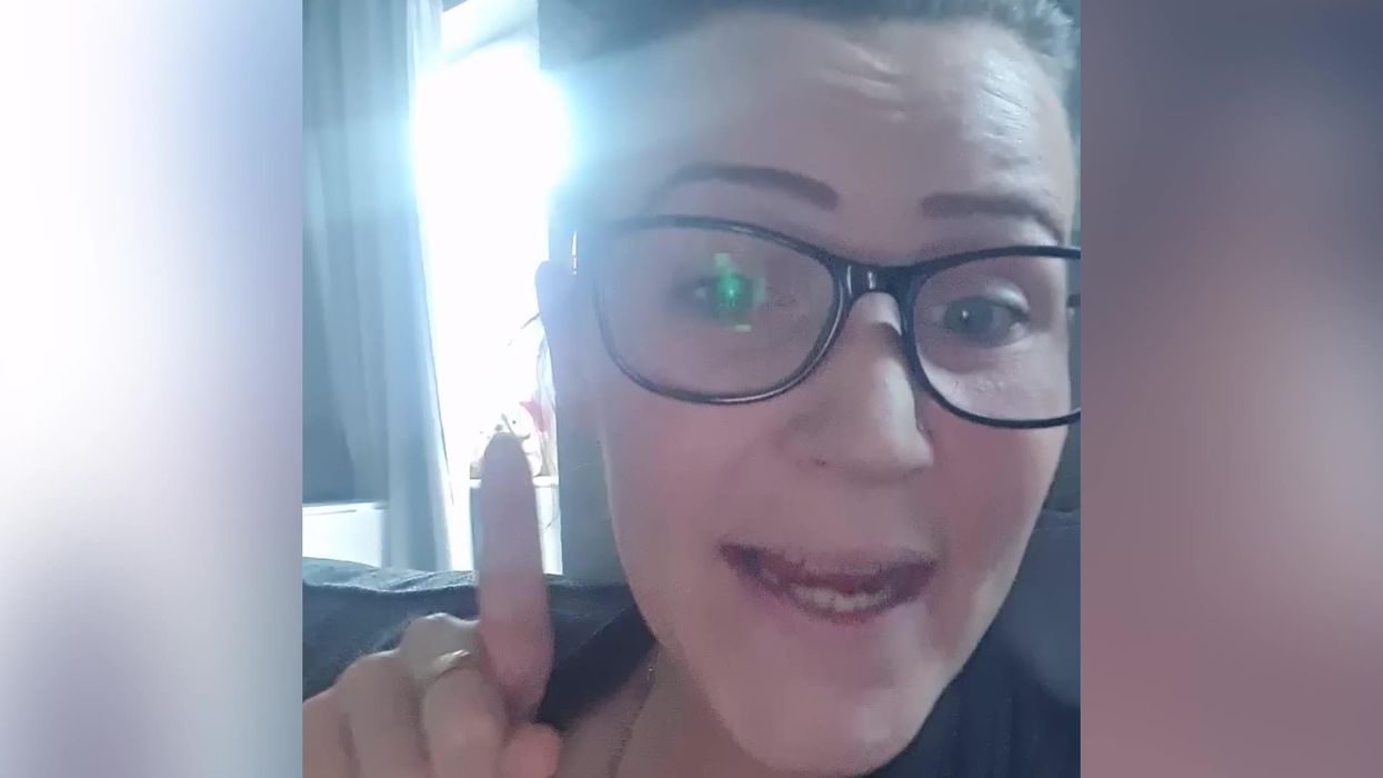 Mum forces son to apologise to girl he called "fat" and "ugly" face-to-face