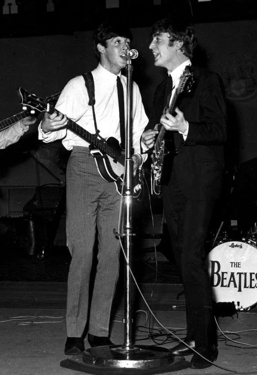 Music \u2013 The Beatles \u2013 \u2018Easy Beat\u2019 \u2013 BBC Radio, London