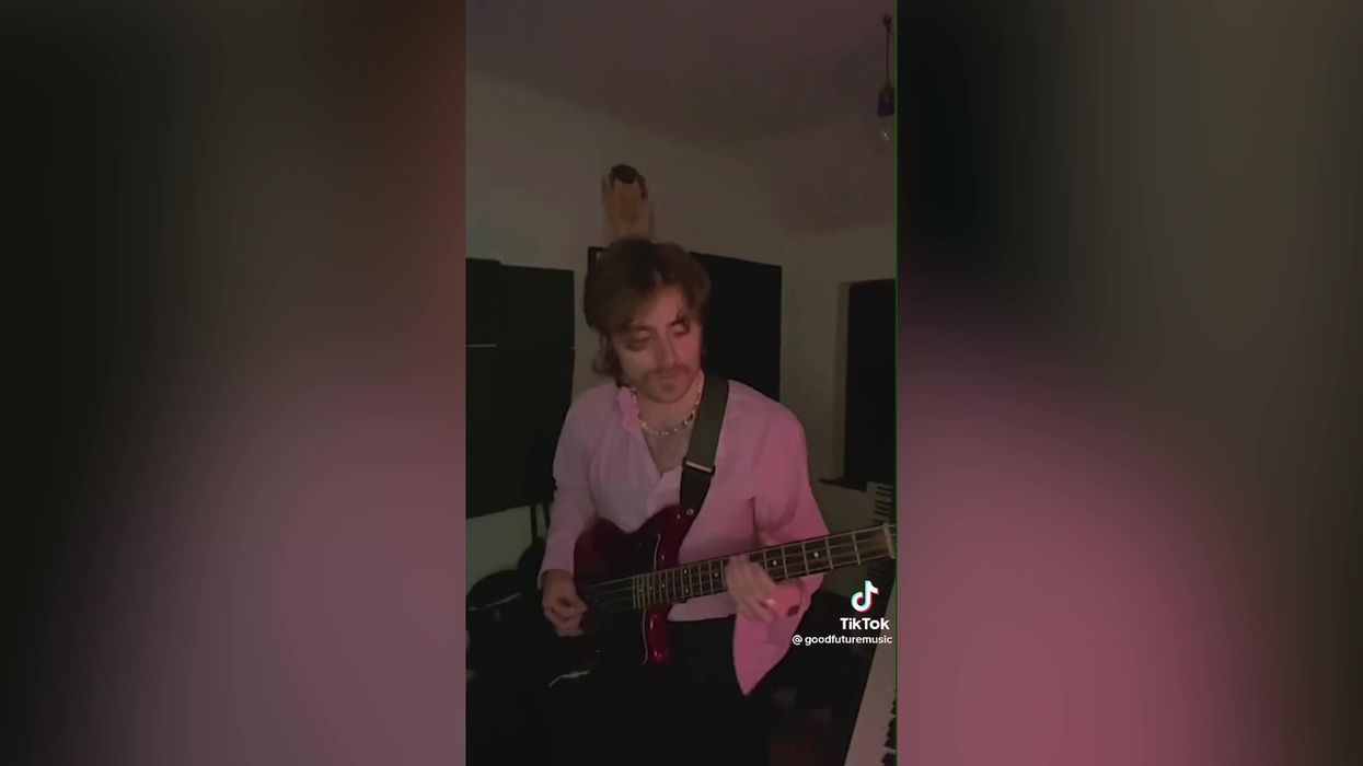 Musician performs Central Cee's 'Doja' in the style of Arctic Monkeys and it works too well