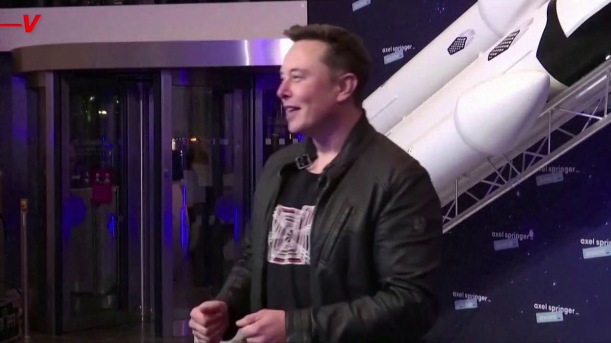 The 31 worst memes that Elon Musk has ever shared