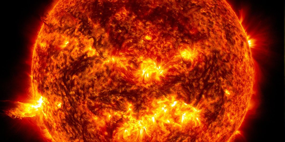 Ein Teil der Sonne wird gebrochen, was Wissenschaftler verblüfft