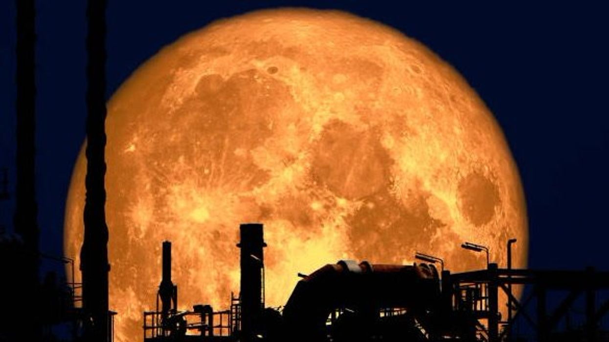 Giant heat-emitting mass discovered under the surface of the Moon