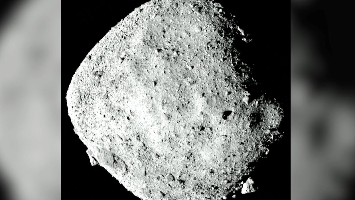 NASA can’t seem to open the key part of its Bennu asteroid sample