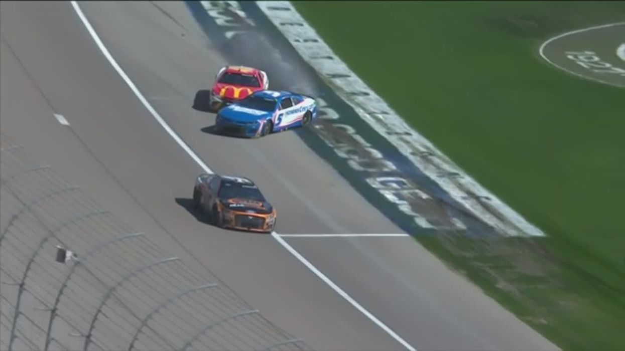 Bubba Wallace's interaction with Danica Patrick raises NASCAR viewers' eyebrows