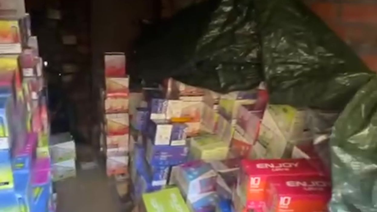 The funniest memes as disposable vapes set to be banned across UK