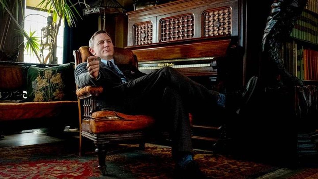 People are so excited Knives Out 2 is coming to Netflix