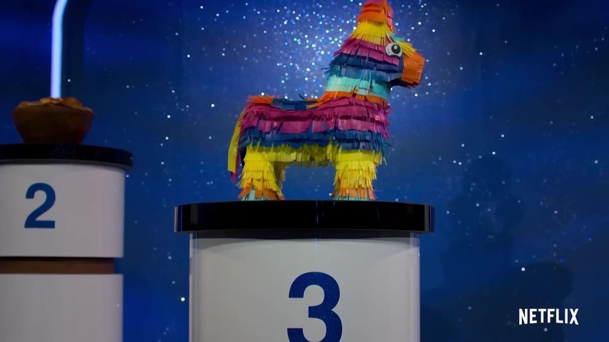 Artist fools millions with cakes that look like raw meat and slugs