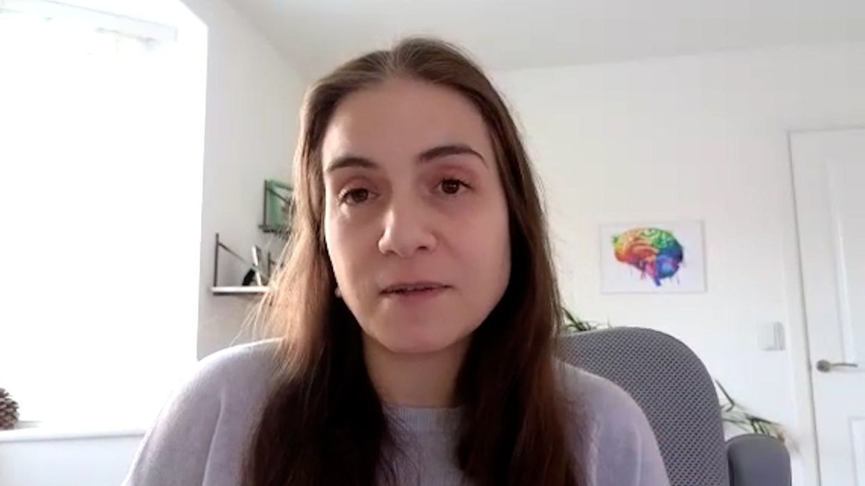 Struggling with overthinking? Neuroscientist shares tips to beat 'indecision overwhelm'