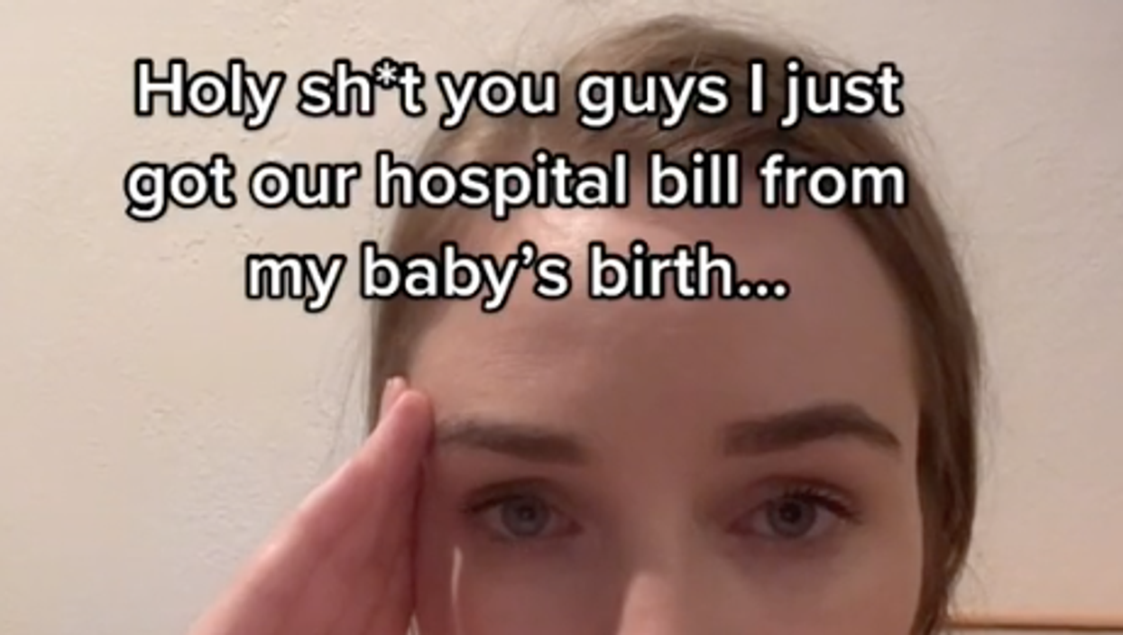 <p>New mom posts insane hospital bill after giving birth</p>