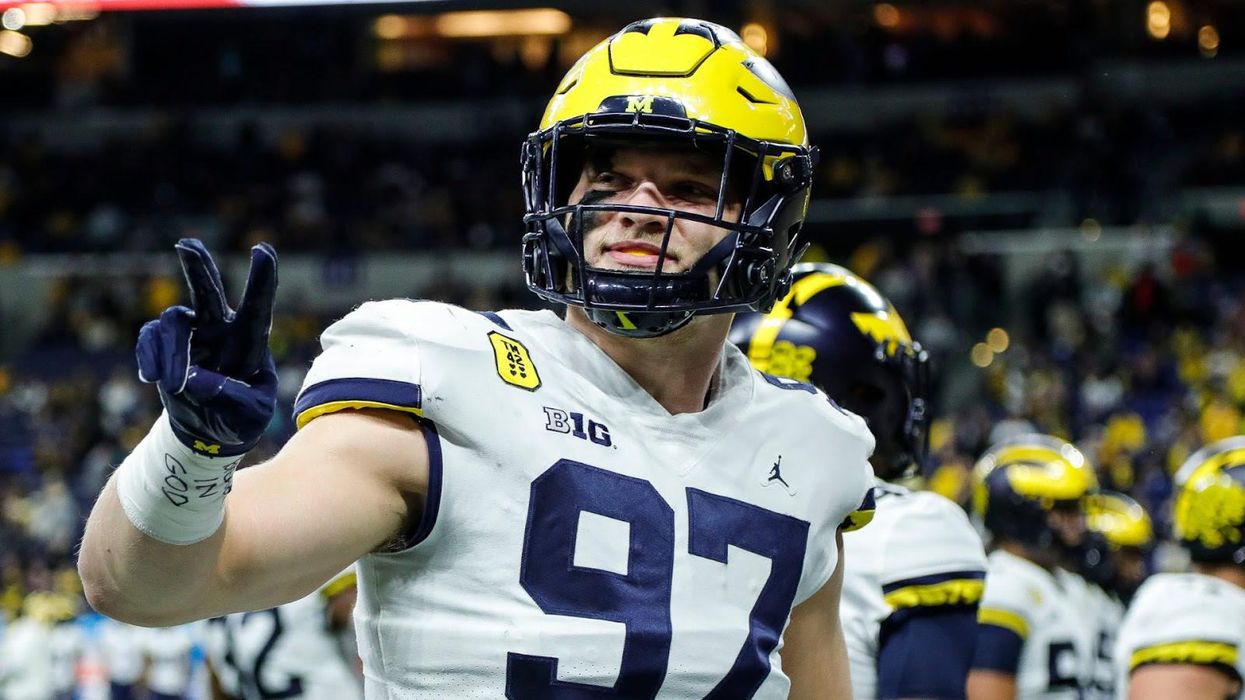 Kansas City Chiefs fan was offered $1,000 before storming field