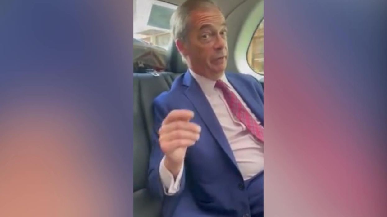 Nigel Farage wants to fight Boris Johnson in boxing ring
