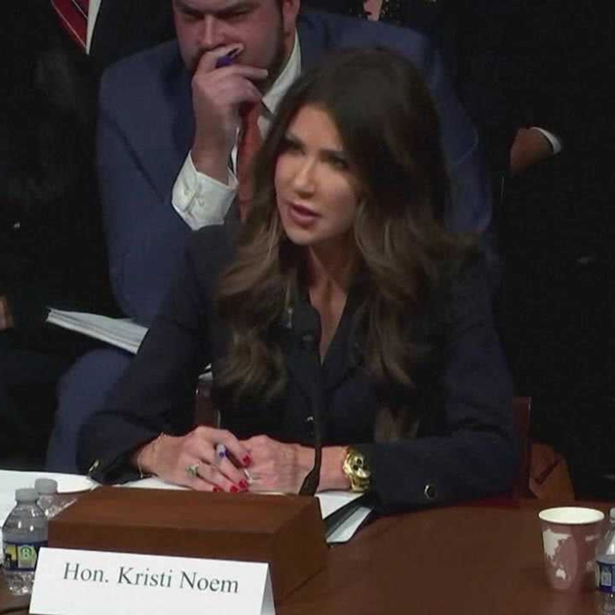 Kristi Noem has deportation claim shut down in seconds in ...