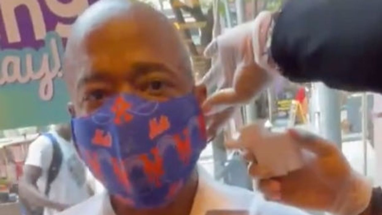 <p>NYC Mayoral Democratic frontrunner Eric Adams keeps his promise by getting his ear pierced.</p>