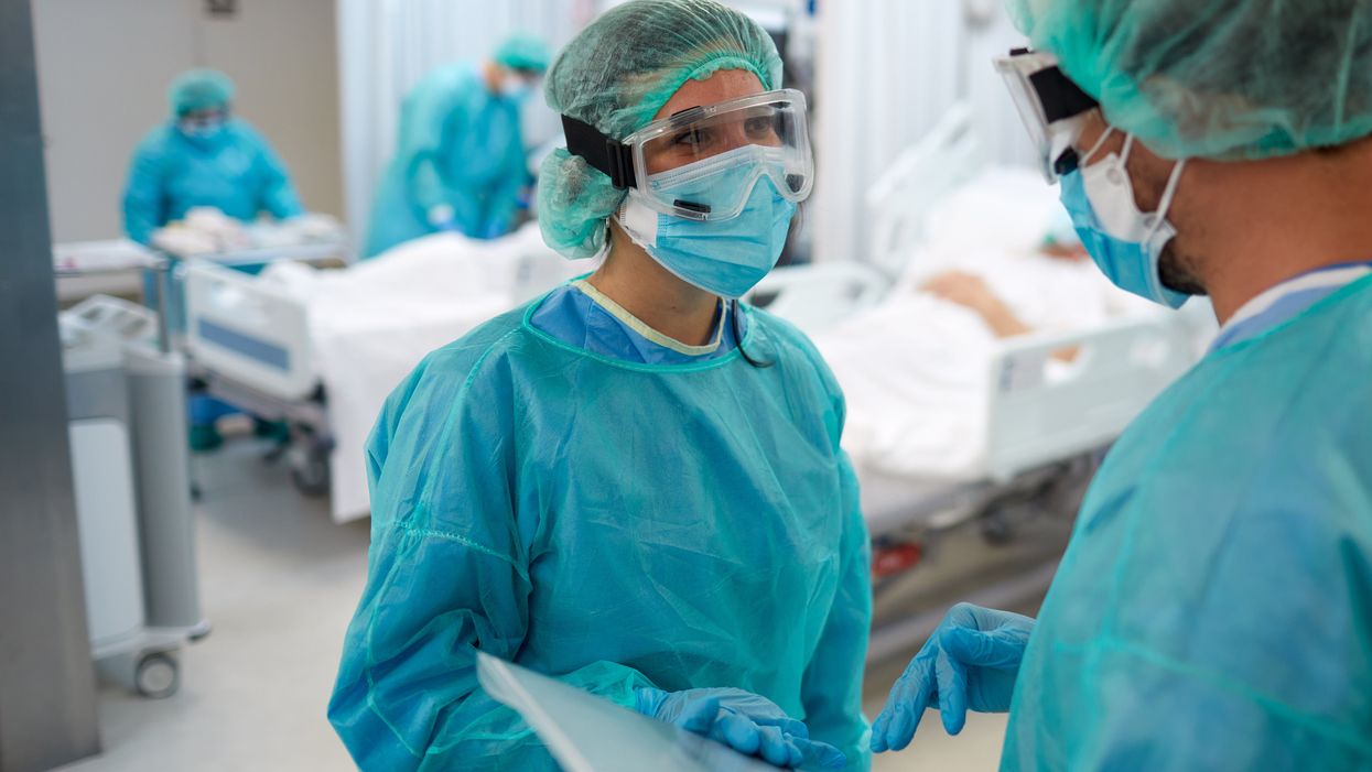 <p>“One of the last things they do before they’re intubated is beg me for the vaccine.”</p>