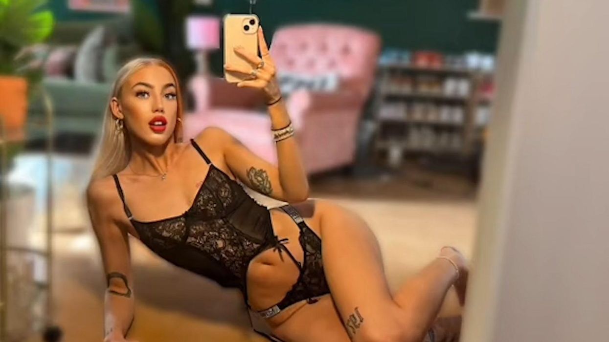 Struggling mother can now buy her kids lavish Christmas gifts after joining OnlyFans