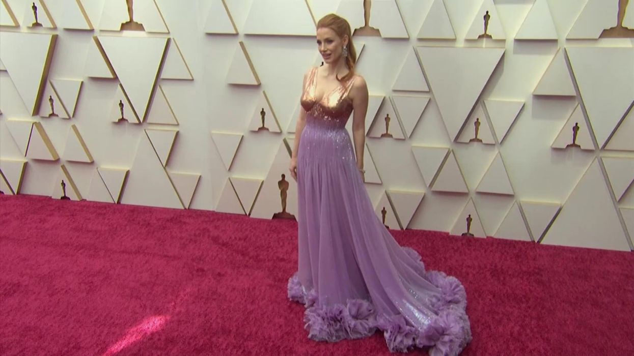 The touching reason Jamie Lee Curtis brought a tiny puppy on stage at the Oscars