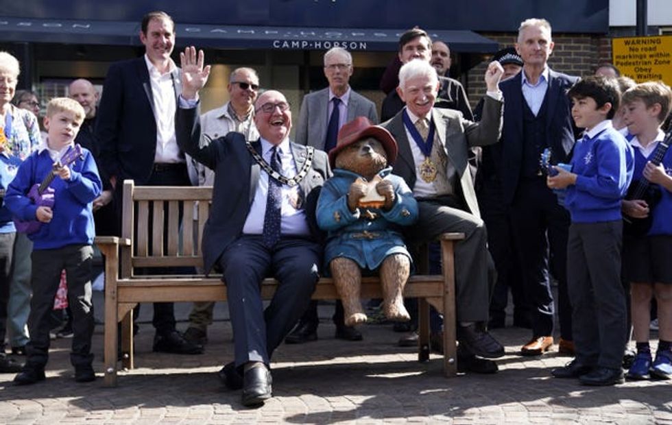 Paddington Bear statue returns to Newbury