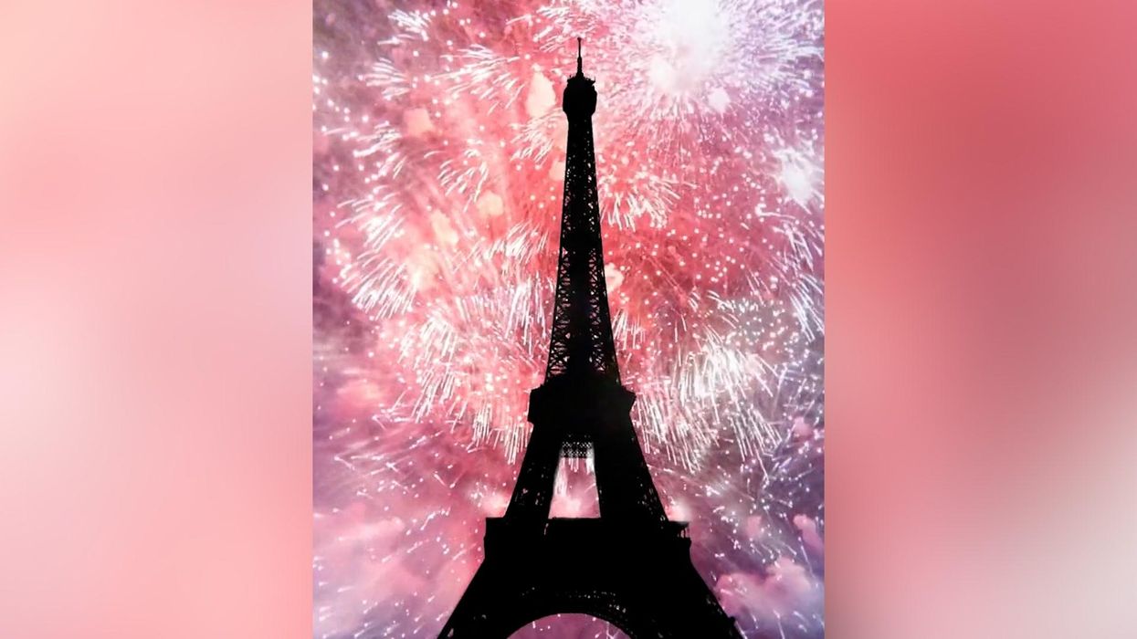 Paris Hilton helps NBC debut their Paris 2024 Olympic logo and it's truly iconic