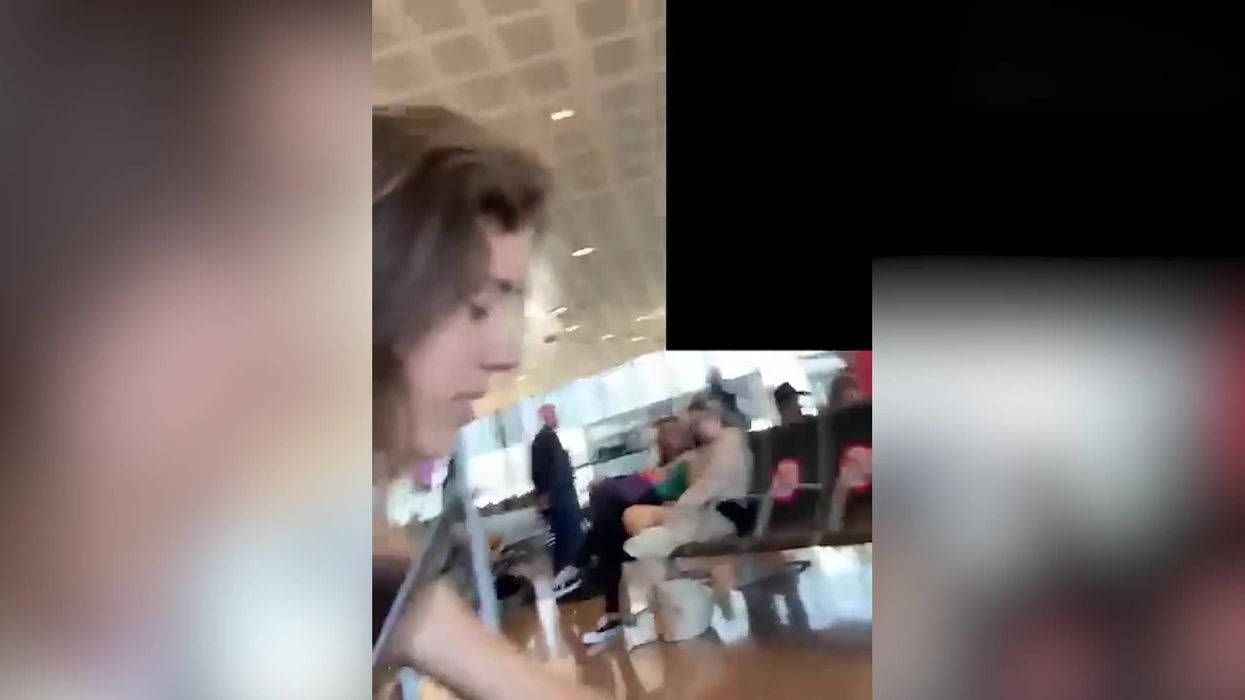 Passenger called out for climbing over other people's arm rests to get to her plane seat