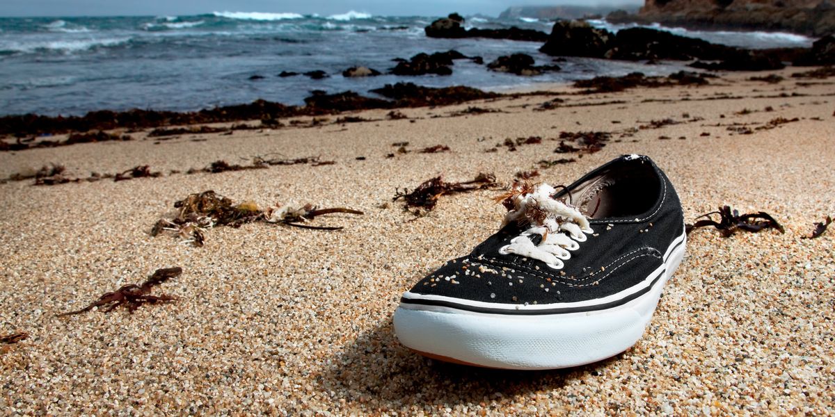 Why human feet have been washing ashore in the US and Canada according ...