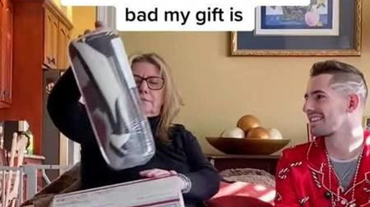 TikTok's fake Christmas card prank has the internet in stitches