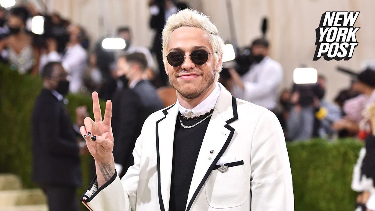 Pete Davidson rushes to hide underwear in 'disgusting' apartment during interview