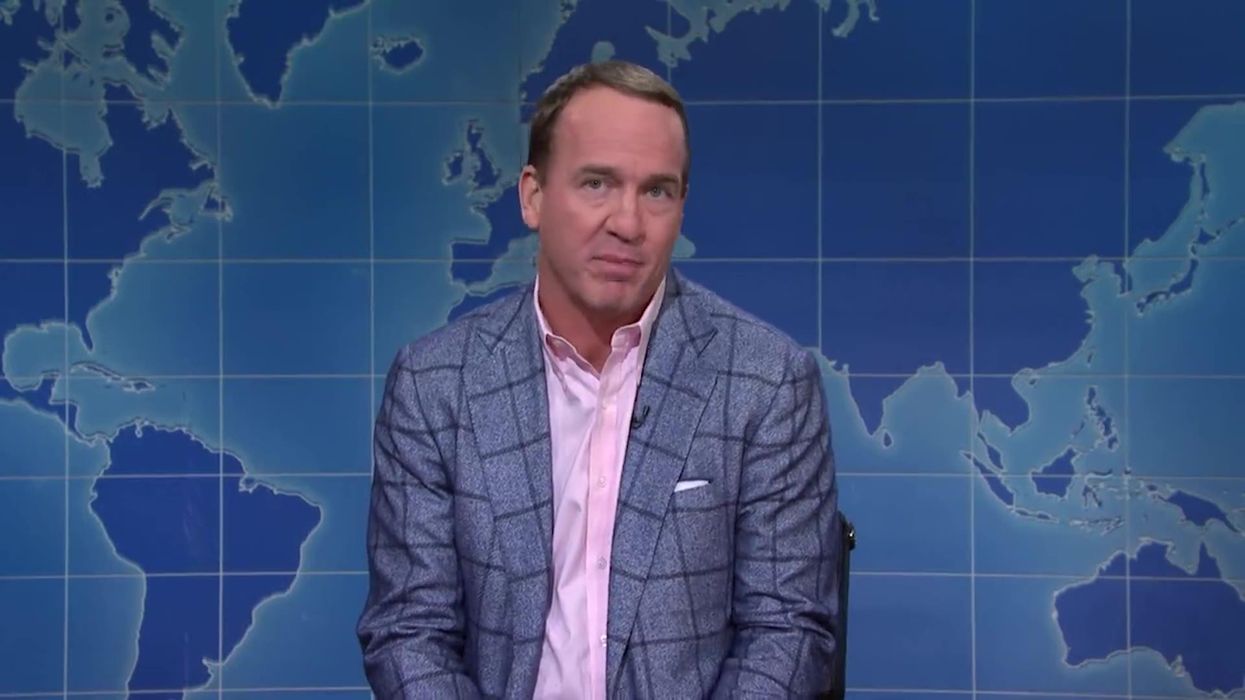 Peyton Manning being an 'Emily in Paris' fan manages to steal the show on SNL
