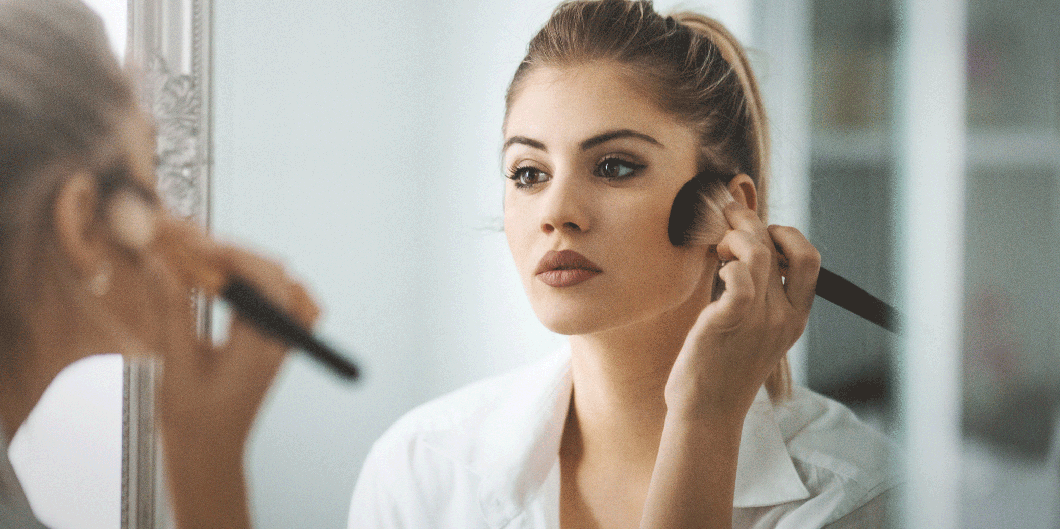 Study suggests that women wearing heavier makeup are perceived as